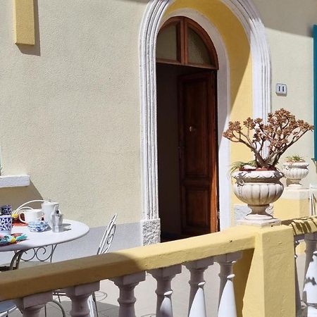 La Terrazza Nel Cuore Di Capoliveri Екстериор снимка