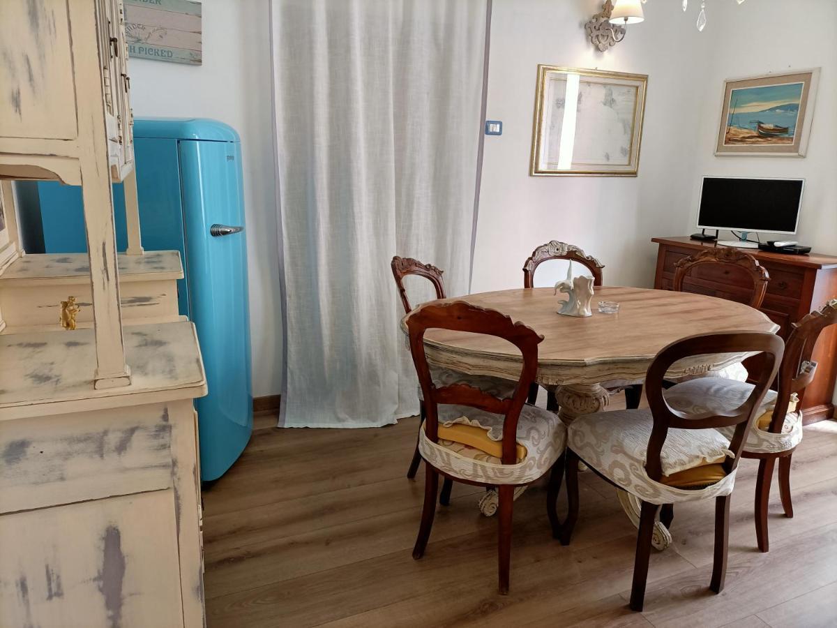 La Terrazza Nel Cuore Di Capoliveri Екстериор снимка