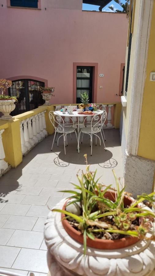 La Terrazza Nel Cuore Di Capoliveri Екстериор снимка