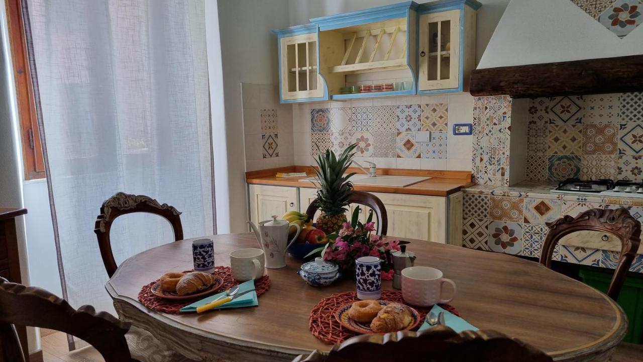 La Terrazza Nel Cuore Di Capoliveri Екстериор снимка